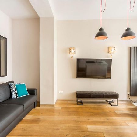 Design Et Confort Near Champs Elysees ปารีส ภายนอก รูปภาพ