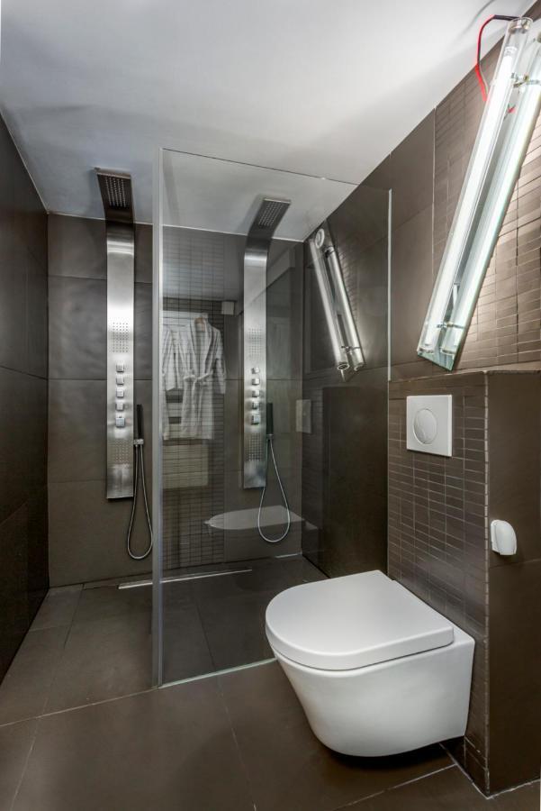 Design Et Confort Near Champs Elysees ปารีส ภายนอก รูปภาพ